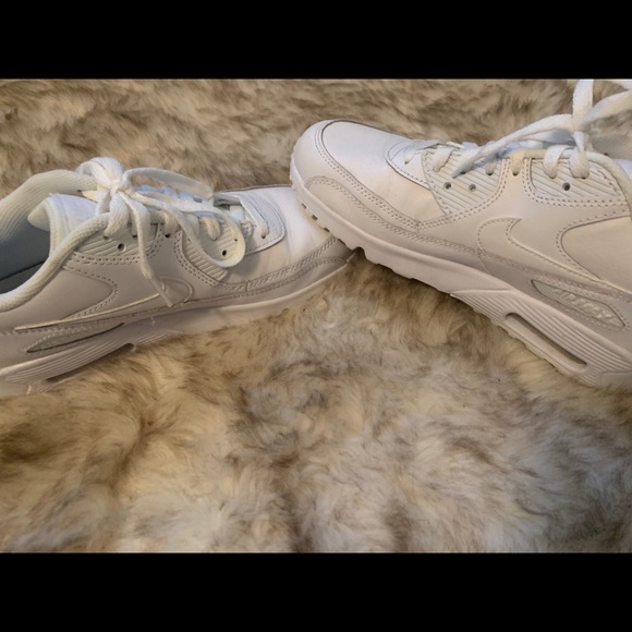 Nike air max sneakers - Picture 3 of 4